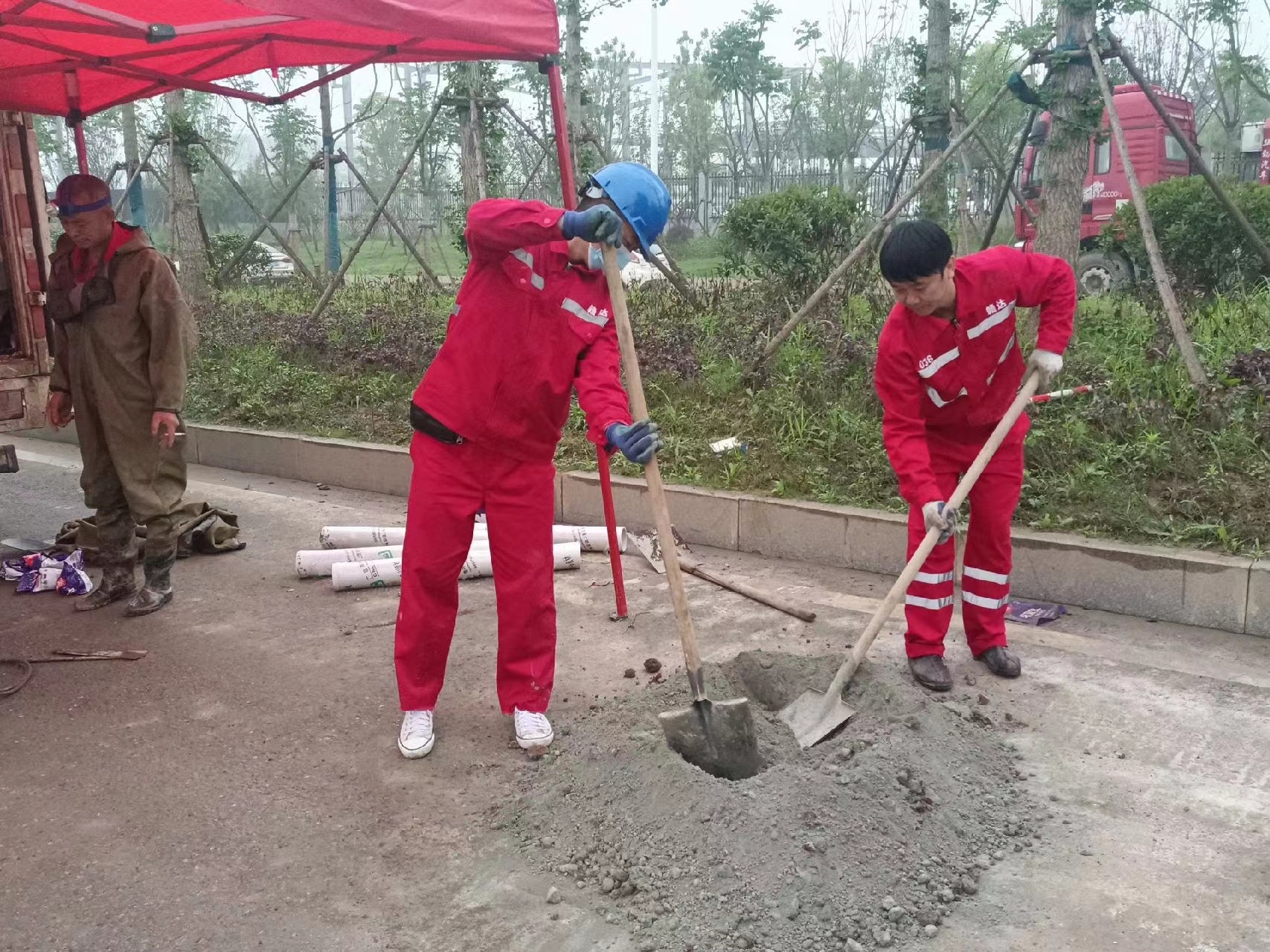 旬邑管道疏通哪家好】及时进行市政管道清淤